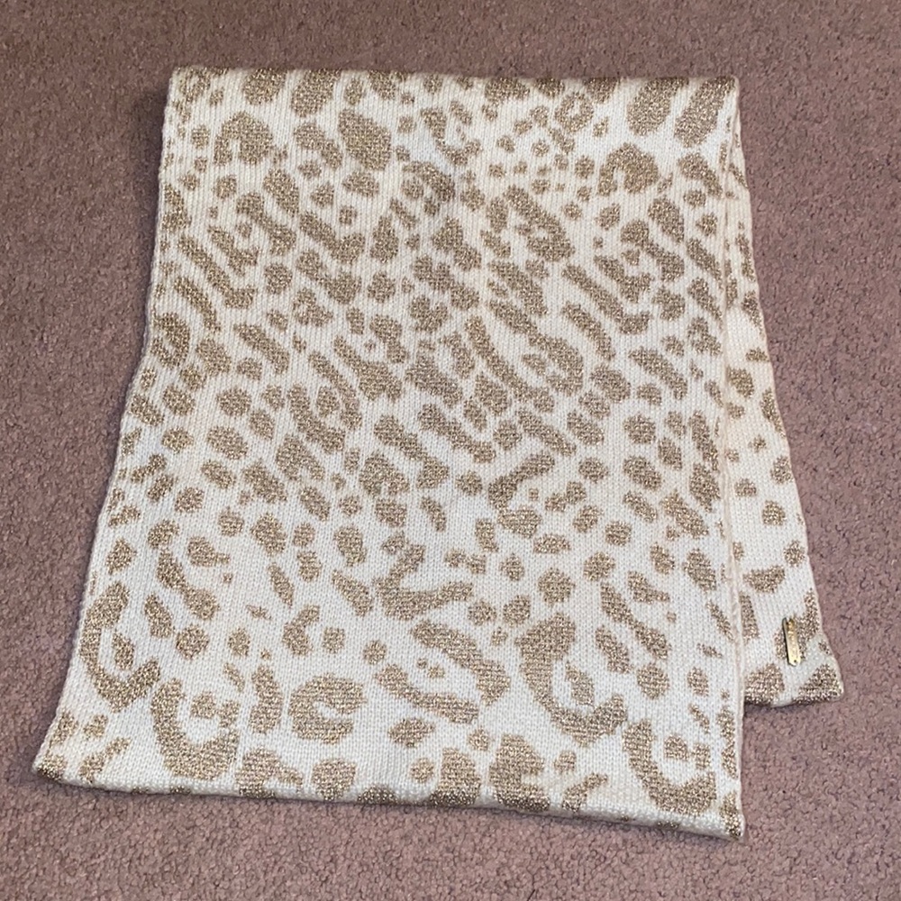 Calvin Klein infinity scarf